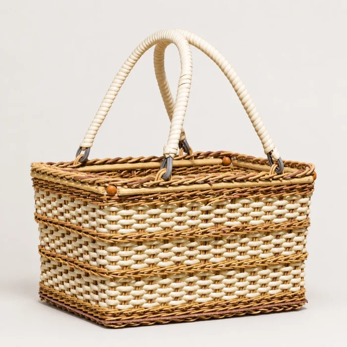Handcrafted eco-friendly woven shopping basket designed for reusable everyday shopping and sustainable living